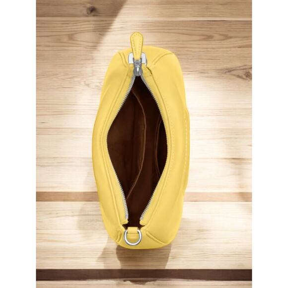 New With Tags Coach CJ608 Teri Shoulder Bag With Signature Quilting - Picture 4 of 12